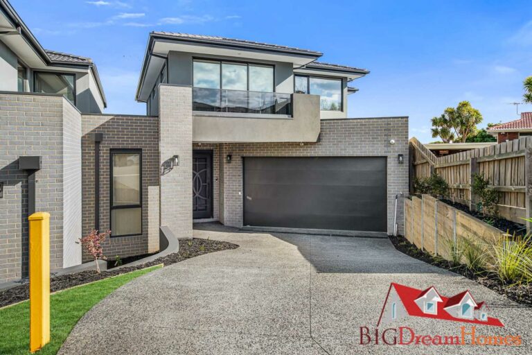 Luxury Side-by-Side Residences @ 2 Monet Court, Doncaster East