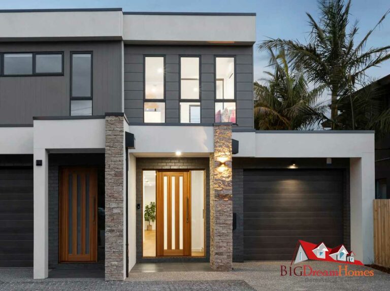 Modern Side-by-Side Residences @ 316 South Road, Hampton East